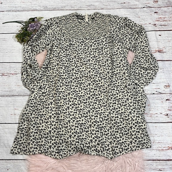 NWT Scotch and Soda short flowy dress with smock and frill detail - Picture 2 of 11